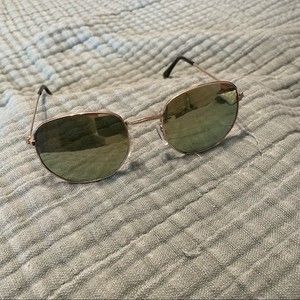 Surf Style Sunglasses with Mirrored Lens